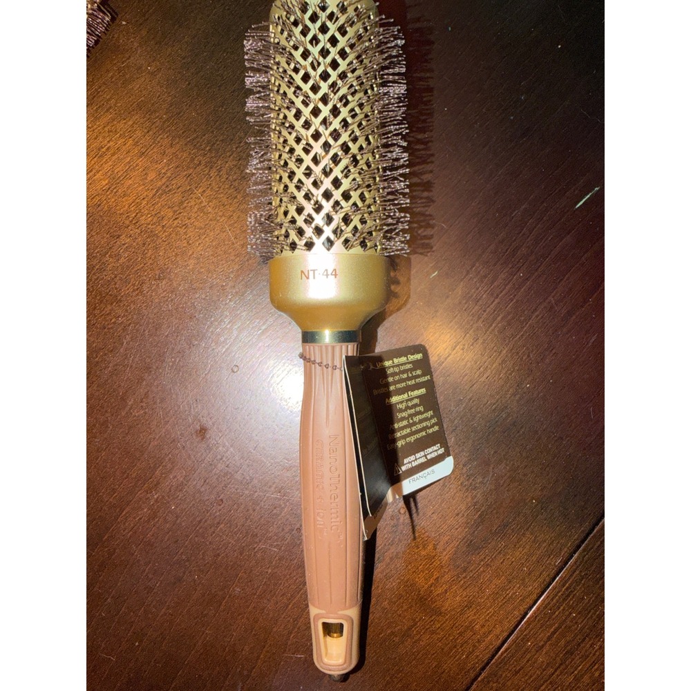 Olivia Garden Round Brush NanoThermic Ceramic + Ion NT-44 Thermal Snag-Free hair
